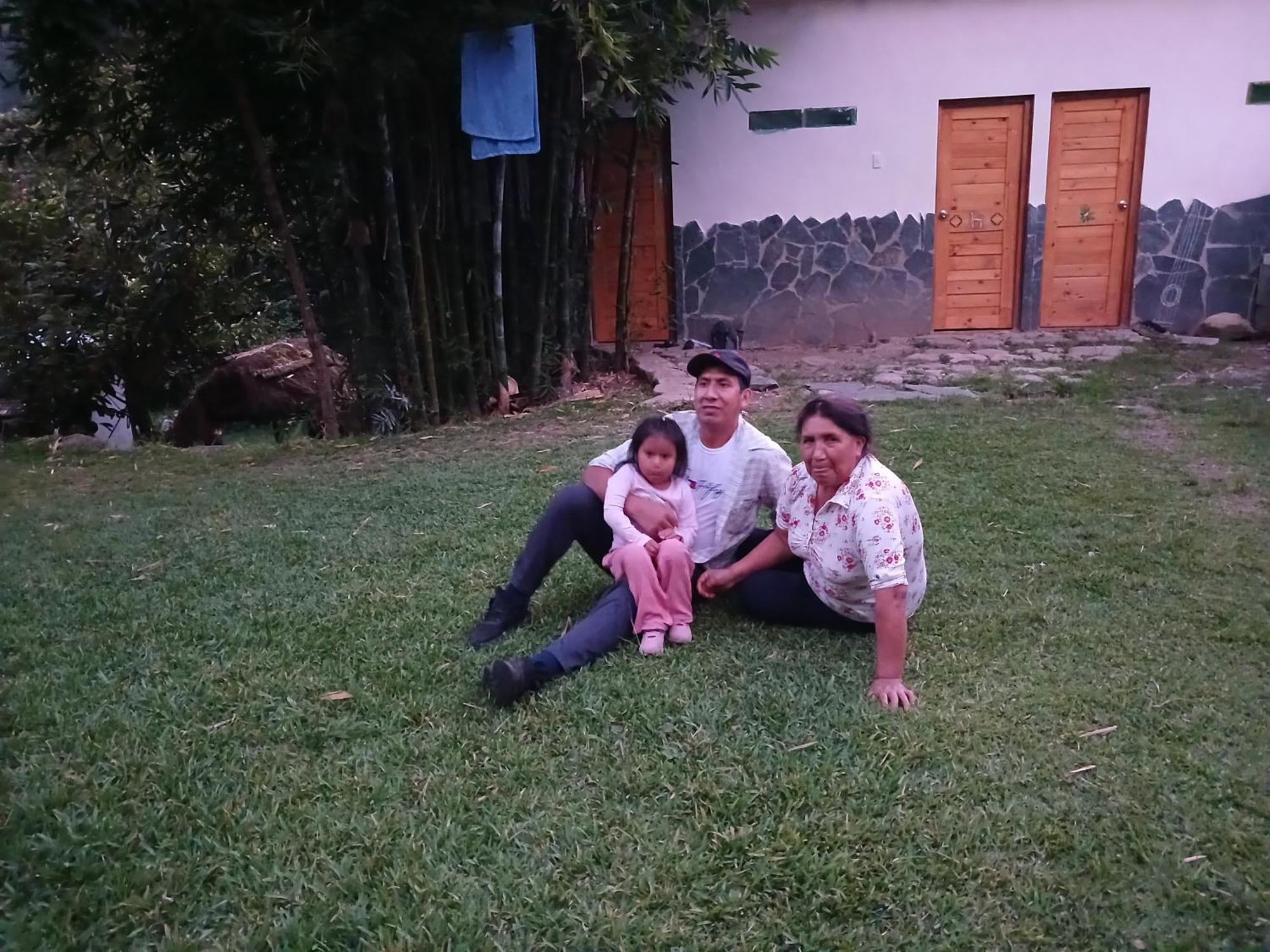 Lia B&B Lucmabamba Sahuayaco Exterior photo